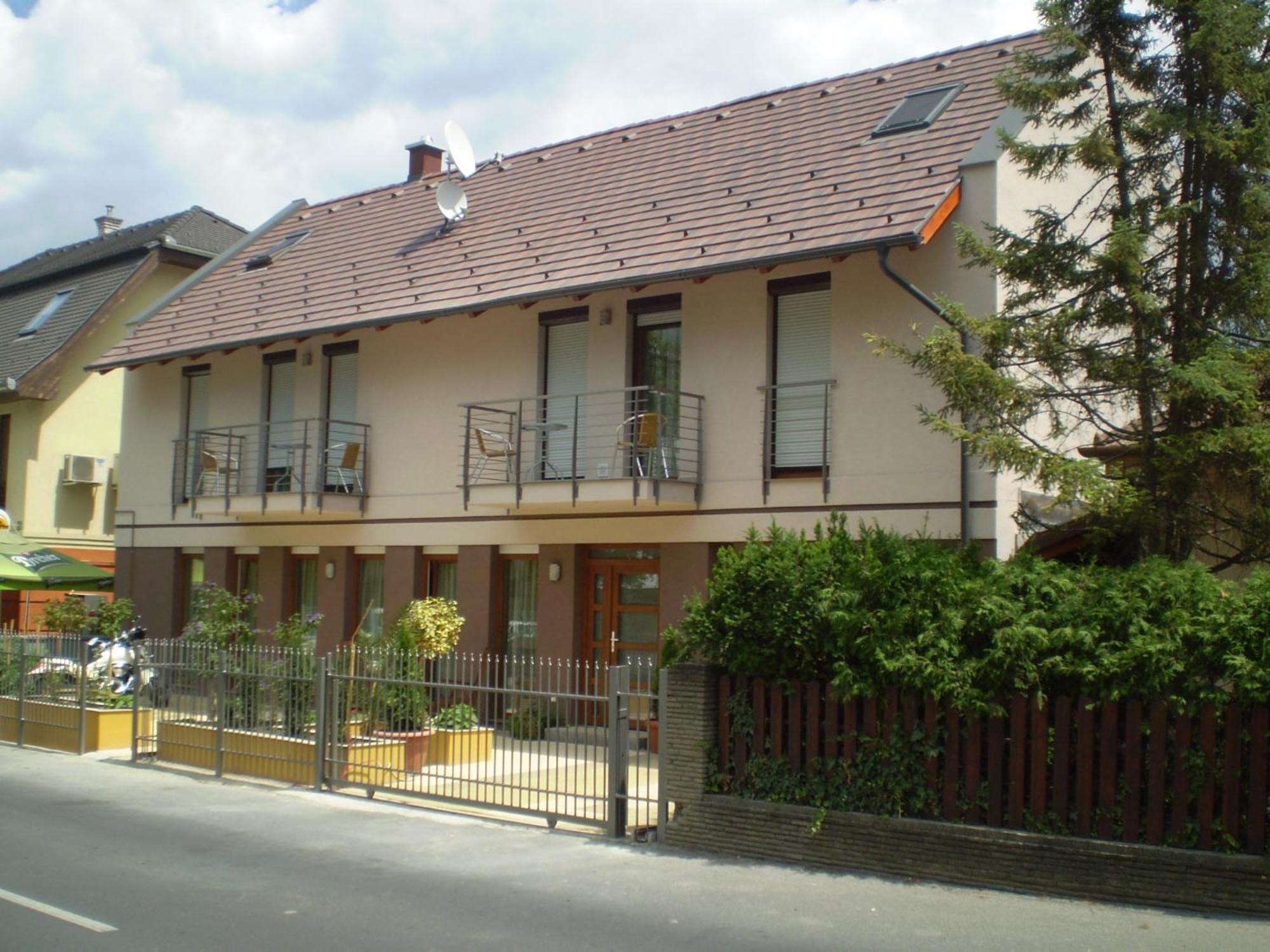 Mary Apartmanhaz Hévíz Екстериор снимка